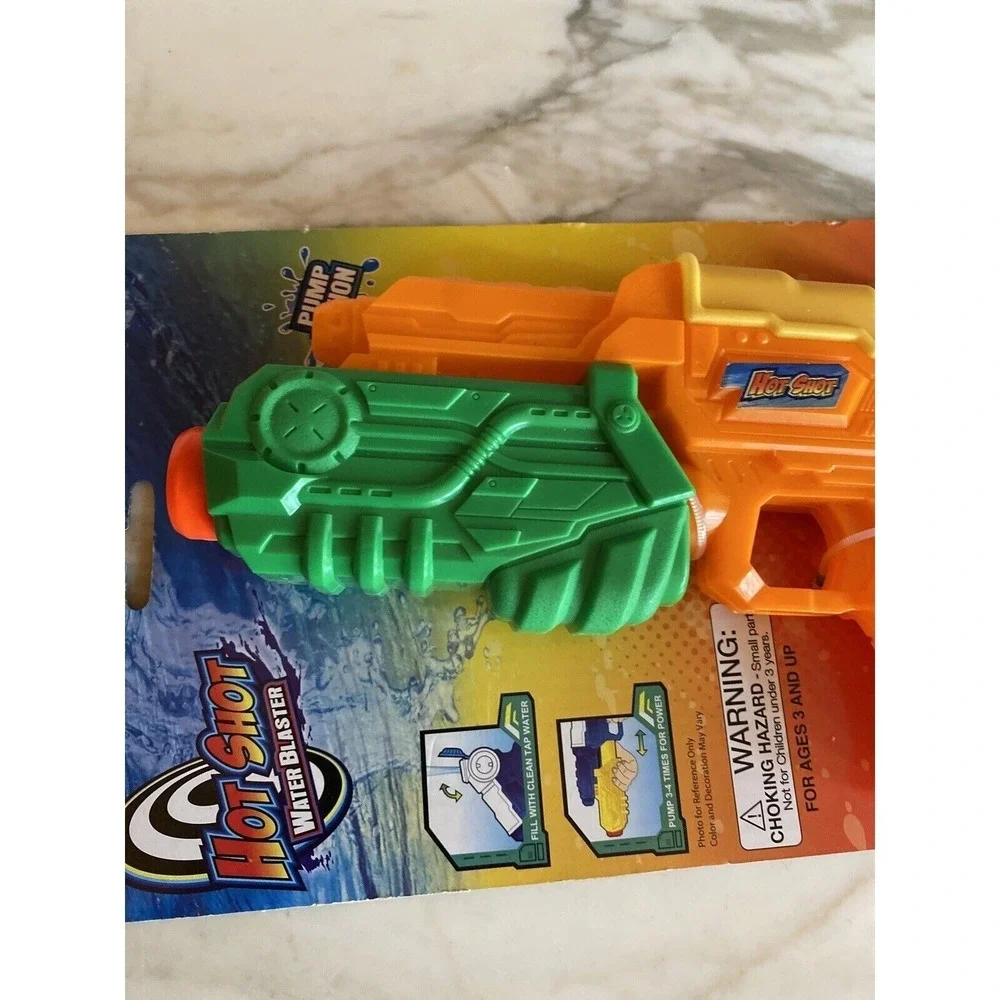 Hot Shot Water Blaster Pump‎ Action Orange Green Water Gun Toy New 546001